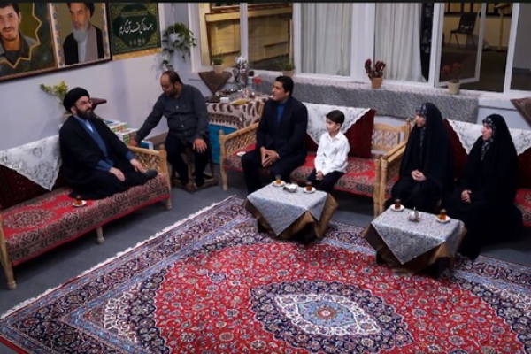 ستارههای زمین؛ نور قرآن در خانهها