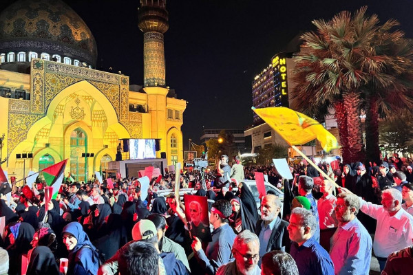 چراغ این خانه خاموش نمیشود