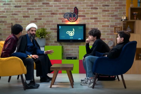 کافه نو در رسانه ملی، پل گفتوگوی نوجوانان و روحانیون شد