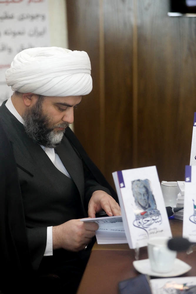 قمی: حاج قاسم هویت ایرانی اسلامی ملت ایران را تقویت کرد/ نجفی: هویت ملّی ایرانیان هیچگاه از بین نرفتهاست/ رهدار: جوانان ما از دیگر جوانان جهان جلوتر هستند قمی: حاج قاسم هویت ایرانی اسلامی ملت ایران را تقویت کرد/ نجفی: هویت ملّی ایرانیان هیچگاه از بین نرفتهاست/ رهدار: جوانان ما از دیگر جوانان جهان جلوتر هستند