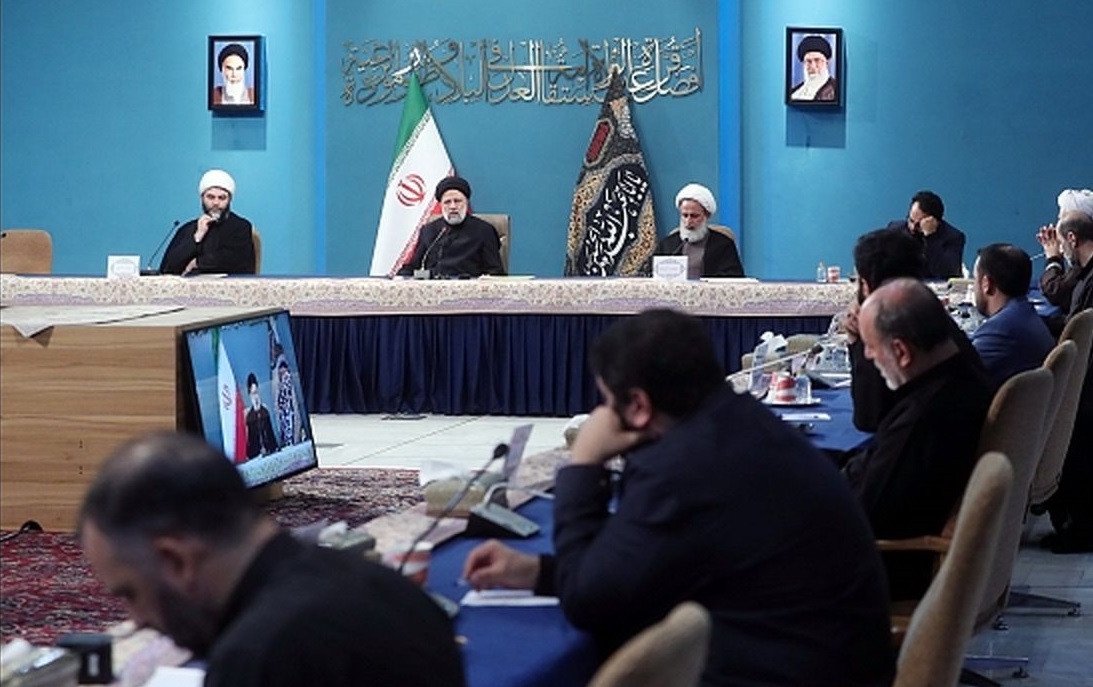 سیاست قطعی دولت، استفاده از ظرفیتهای مردمی در برگزاری مراسم اربعین است سیاست قطعی دولت، استفاده از ظرفیتهای مردمی در برگزاری مراسم اربعین است