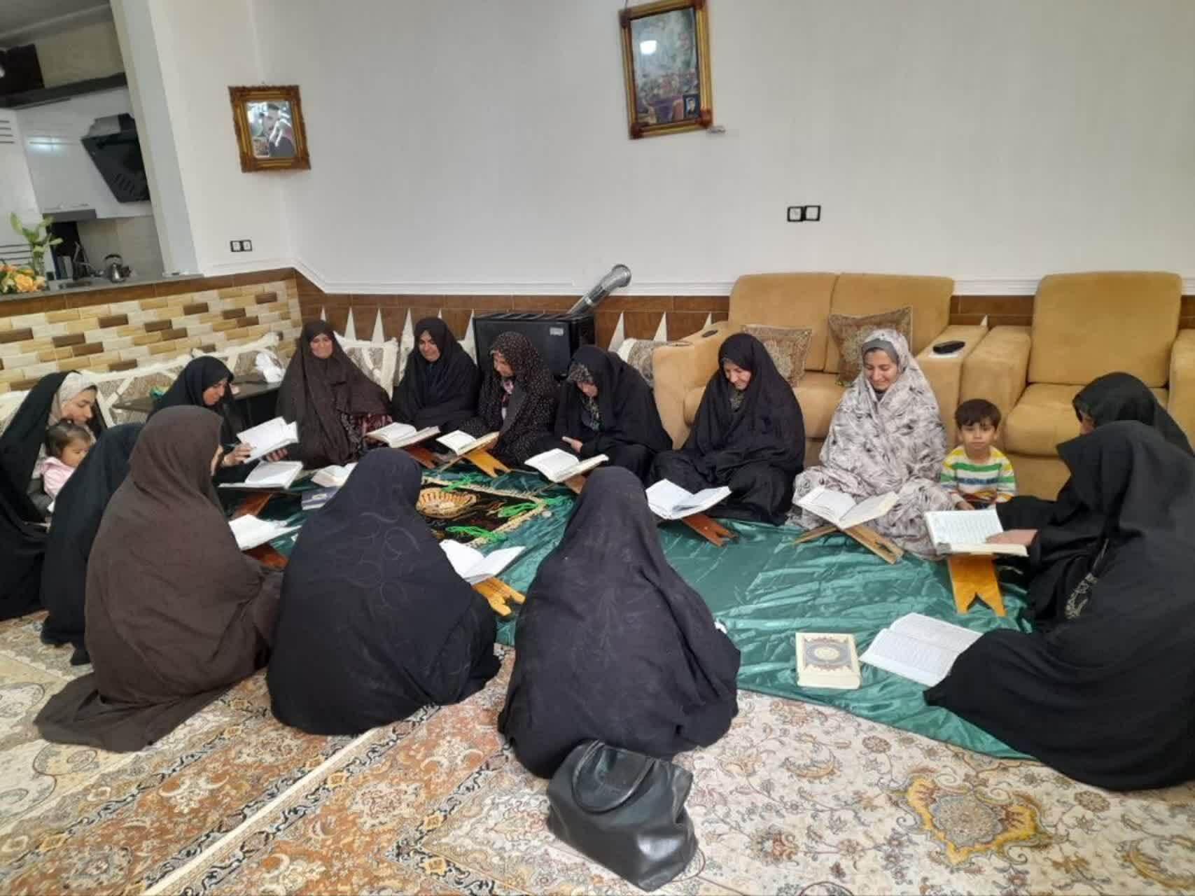 استقبال جلسات خانگی قرآن از طرح زندگی با آیه ها در شهرستان بدره  استقبال جلسات خانگی قرآن از طرح زندگی با آیه ها در شهرستان بدره