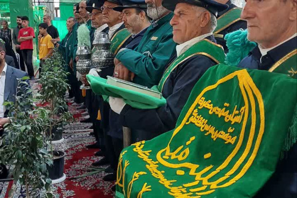 حضور تولیت آستان مقدس علوی در حرم مطهر حضرت سبزقبا(ع) دزفول
